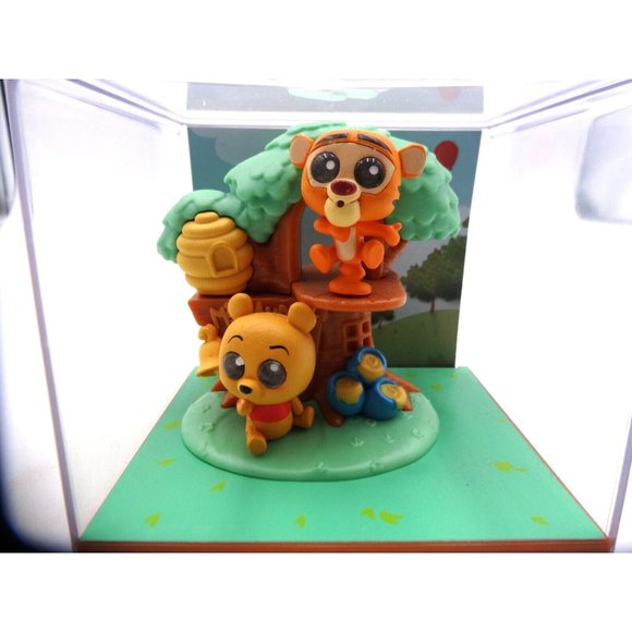 Disney Doorables Movie Moments Series 1 Winnie the Pooh Piglets and Tiger - Picture 3 of 16